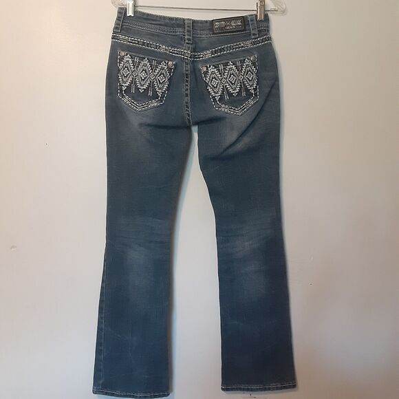 Grace in LA Women's Embroidered Pockets Stretch Bootcut Jeans Size 28X31 Aztec - Picture 6 of 10